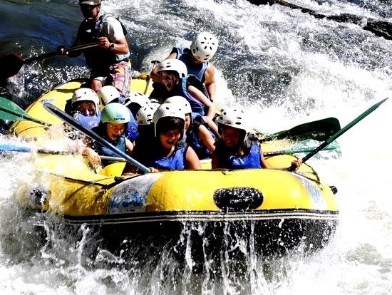 Viajes de Estudios diferentes con deportes de aventura en Cantabria, Burgos y Picos de Europa